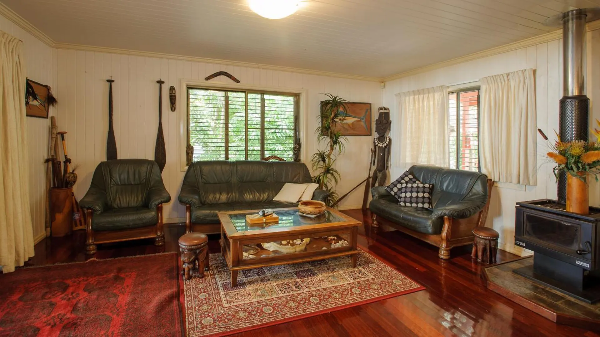 Bali House Villa Bulwer Australia